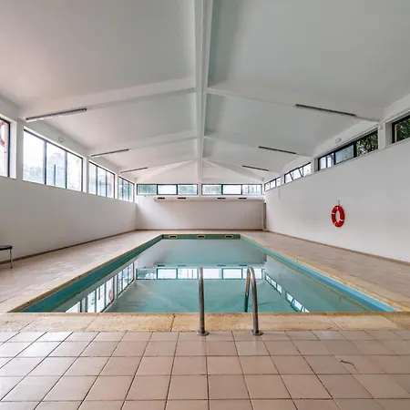 Varanda Vista Mar E 2 Camas De Casal No Paraiso Sol Da Rocha Appartamento *